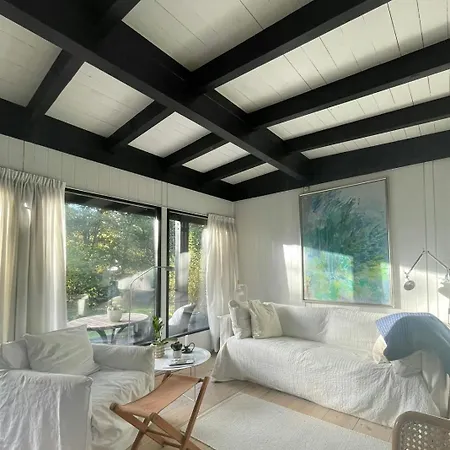 An Undisturbed 60s Summer House Close To The Sea