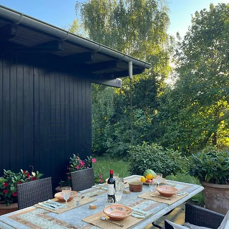 An Undisturbed 60s Summer House Close To The Sea Casa vacanze *
