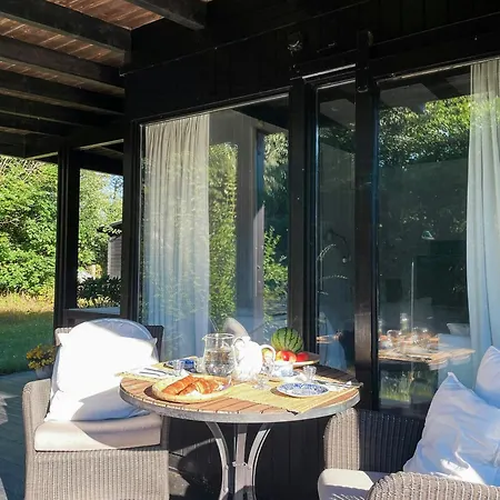 Сasa de vacaciones An Undisturbed 60s Summer House Close To The Sea